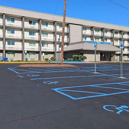 Motel 6-Danvers, Ma - Boston North Екстериор снимка