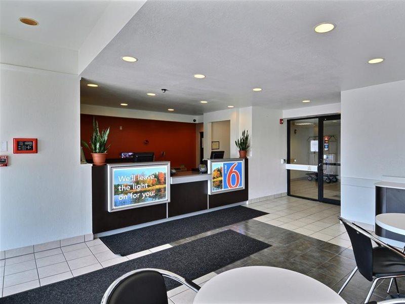 Motel 6-Danvers, Ma - Boston North Екстериор снимка