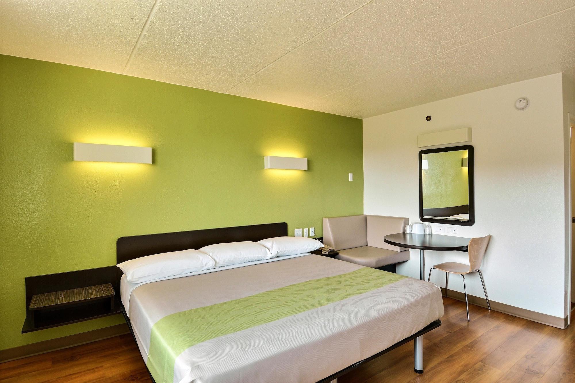 Motel 6-Danvers, Ma - Boston North Екстериор снимка
