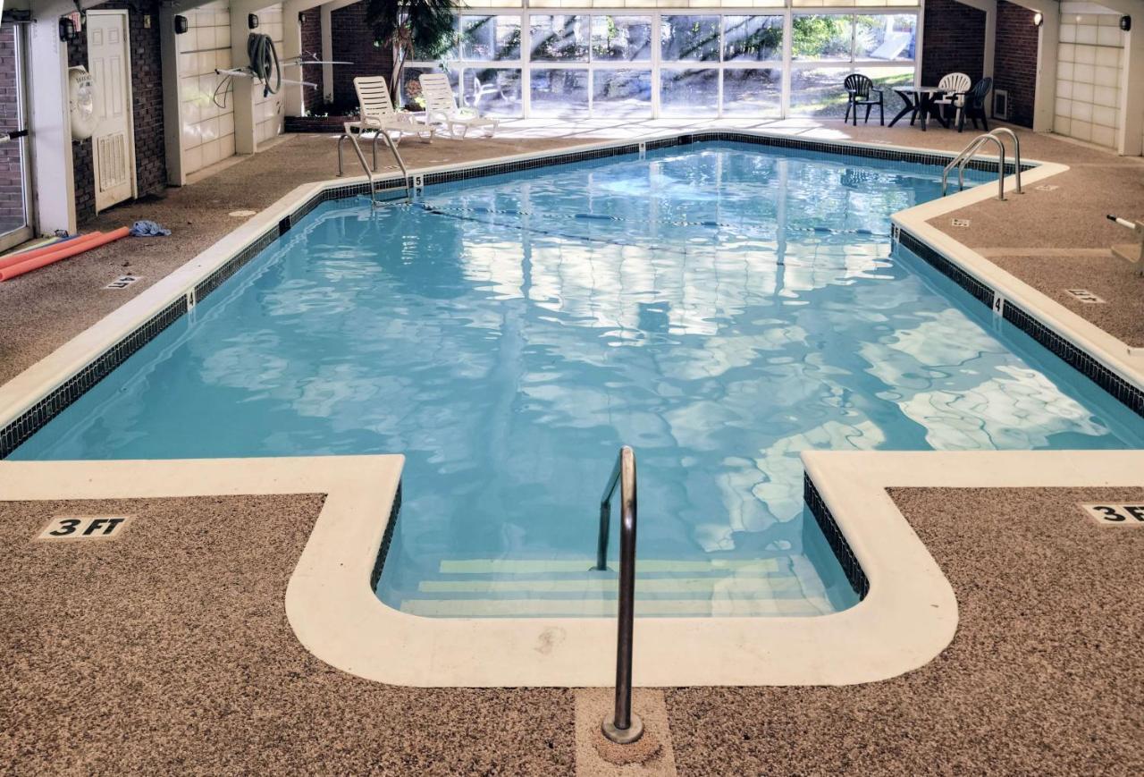 Motel 6-Danvers, Ma - Boston North Екстериор снимка