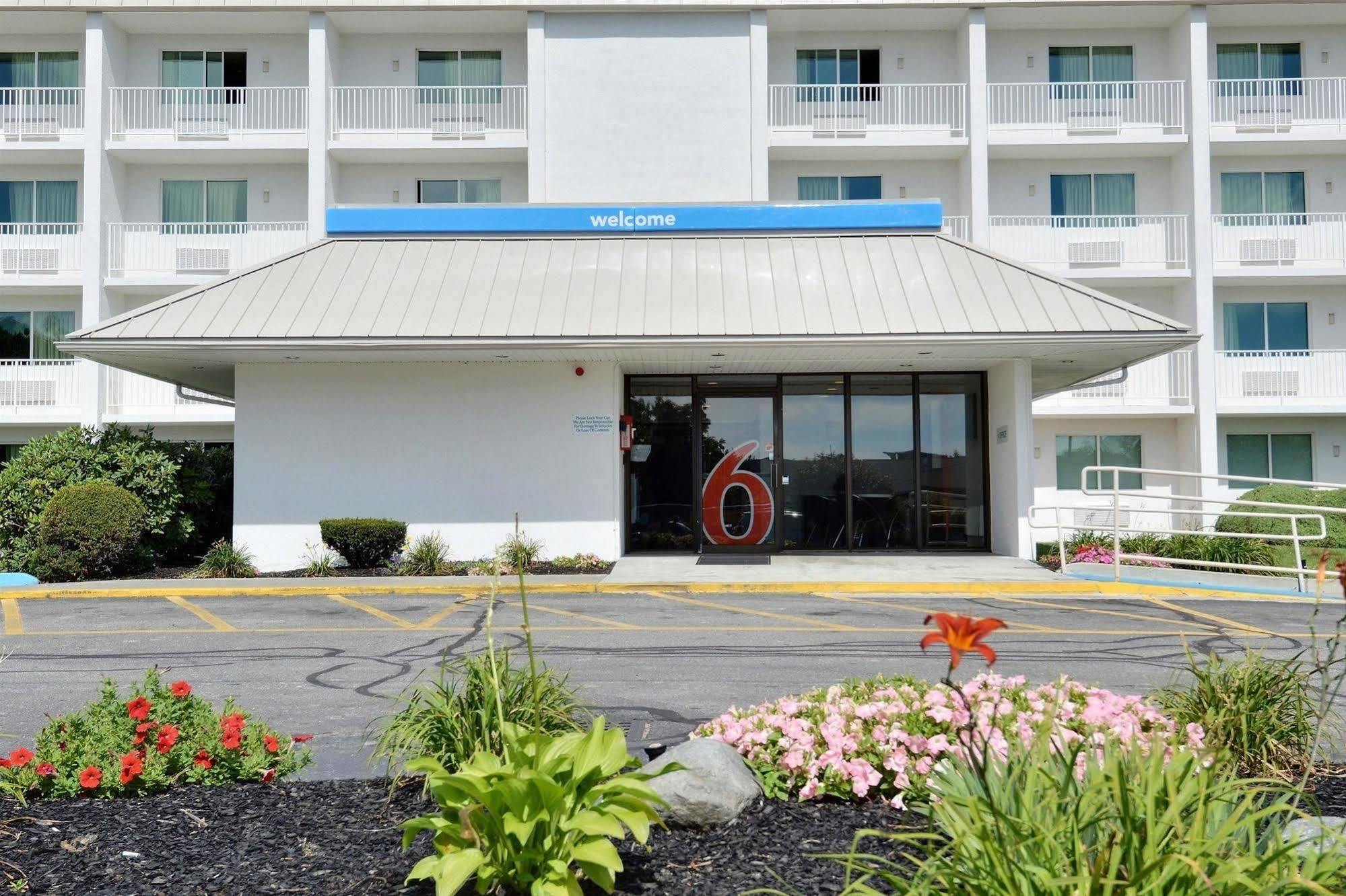 Motel 6-Danvers, Ma - Boston North Екстериор снимка