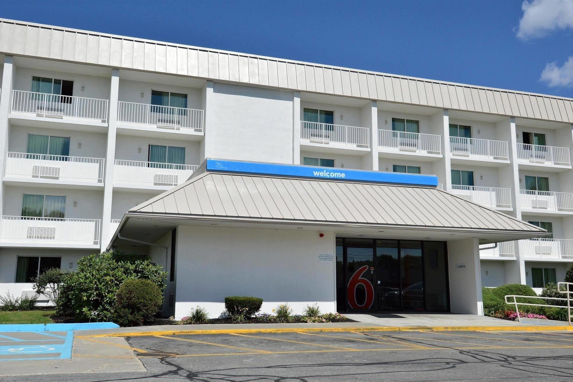 Motel 6-Danvers, Ma - Boston North Екстериор снимка