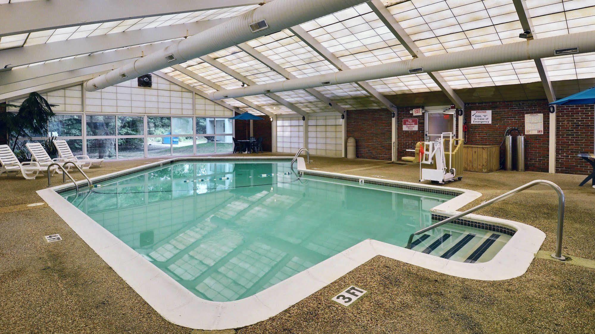 Motel 6-Danvers, Ma - Boston North Екстериор снимка