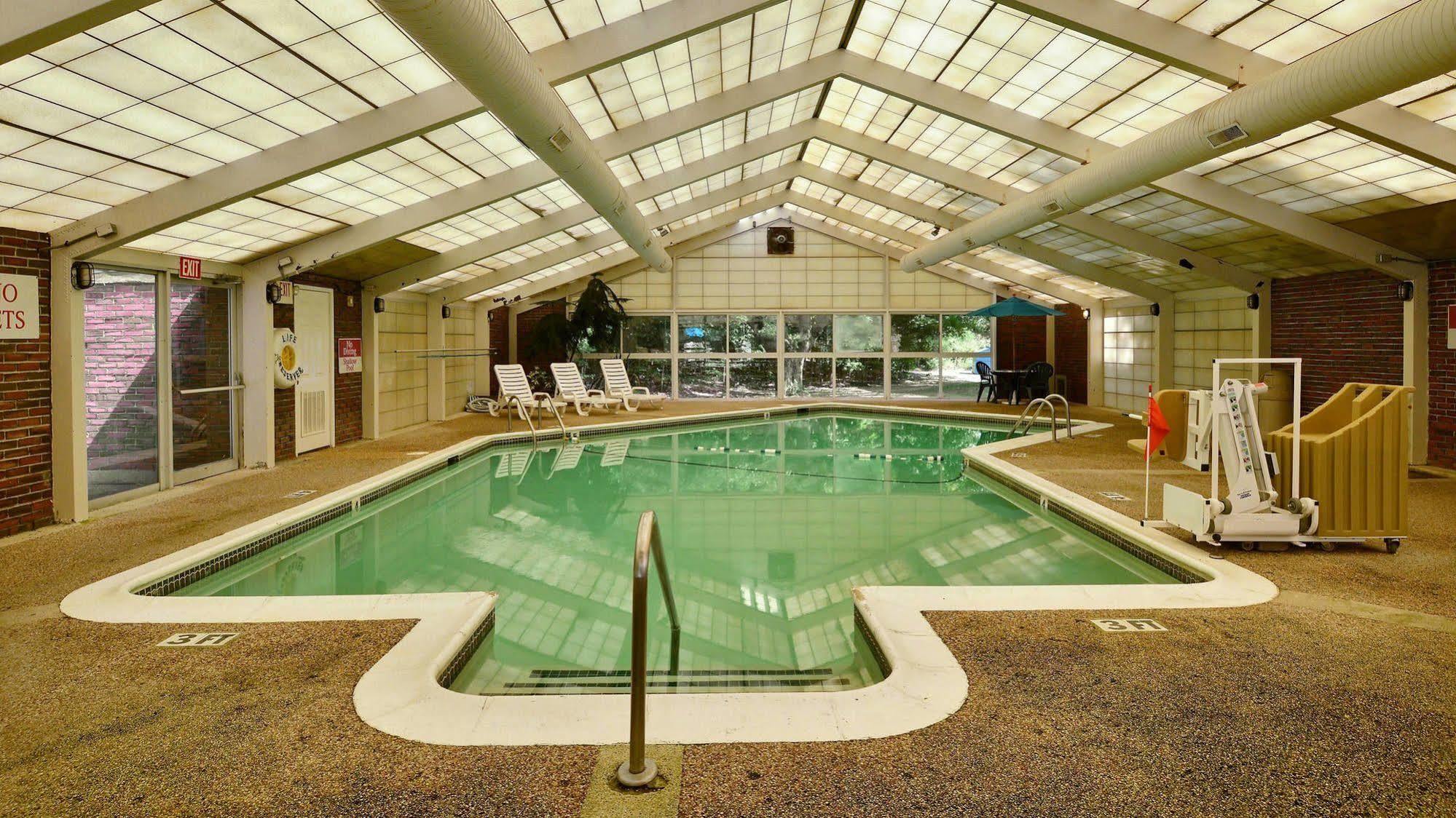 Motel 6-Danvers, Ma - Boston North Екстериор снимка